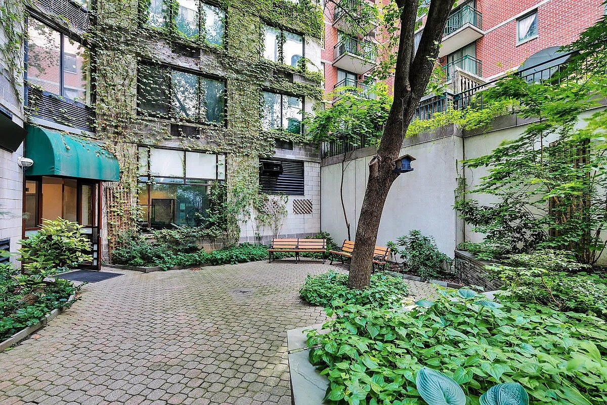 New York City, New York 10007, United States, ,1 BathroomBathrooms,Residential,Active,180564