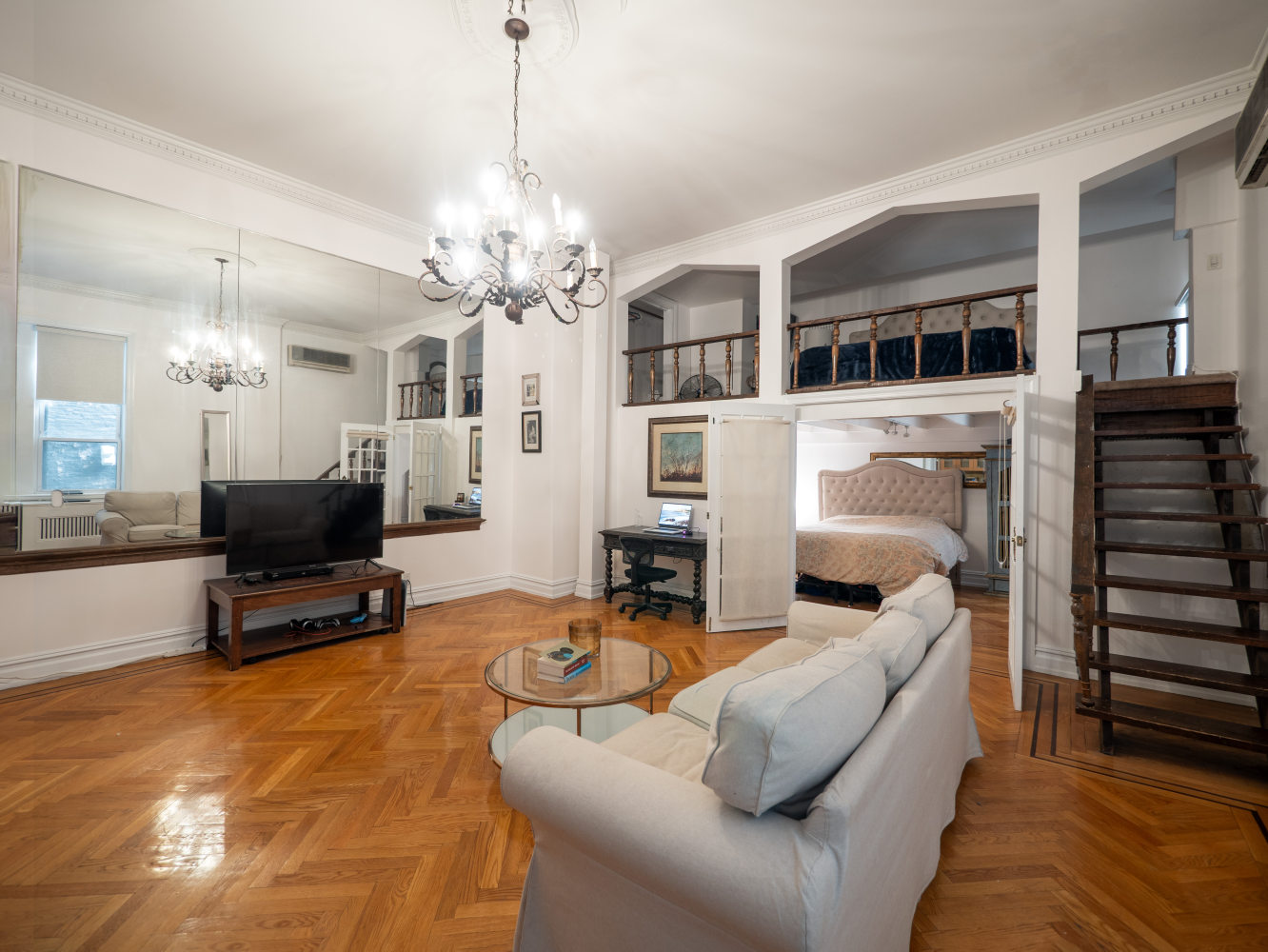 New York City, New York 10024, United States, 1 Bedroom Bedrooms, ,1 BathroomBathrooms,Residential,Active,84043