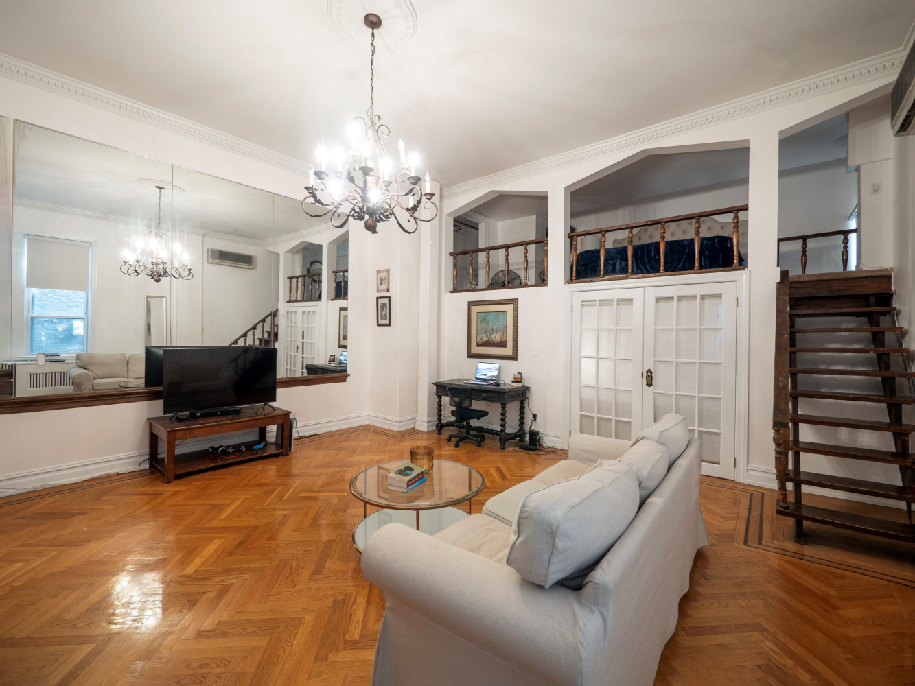 New York City, New York 10024, United States, 1 Bedroom Bedrooms, ,1 BathroomBathrooms,Residential,Active,84043