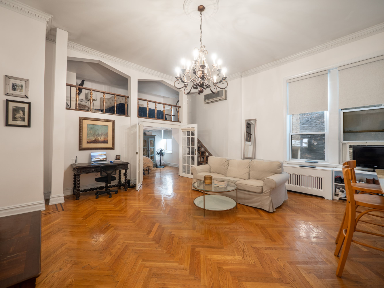 New York City, New York 10024, United States, 1 Bedroom Bedrooms, ,1 BathroomBathrooms,Residential,Active,84043