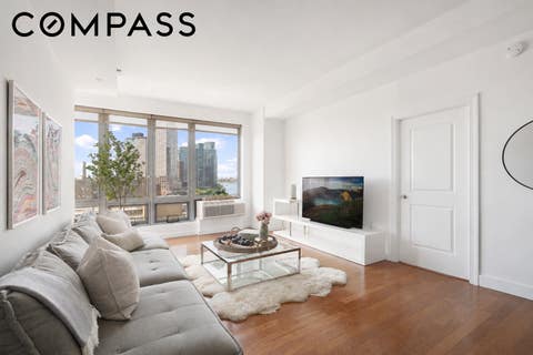 Photo of 5-49 Borden Avenue #8G, Queens, NY 11101 (MLS # RLS20093068)