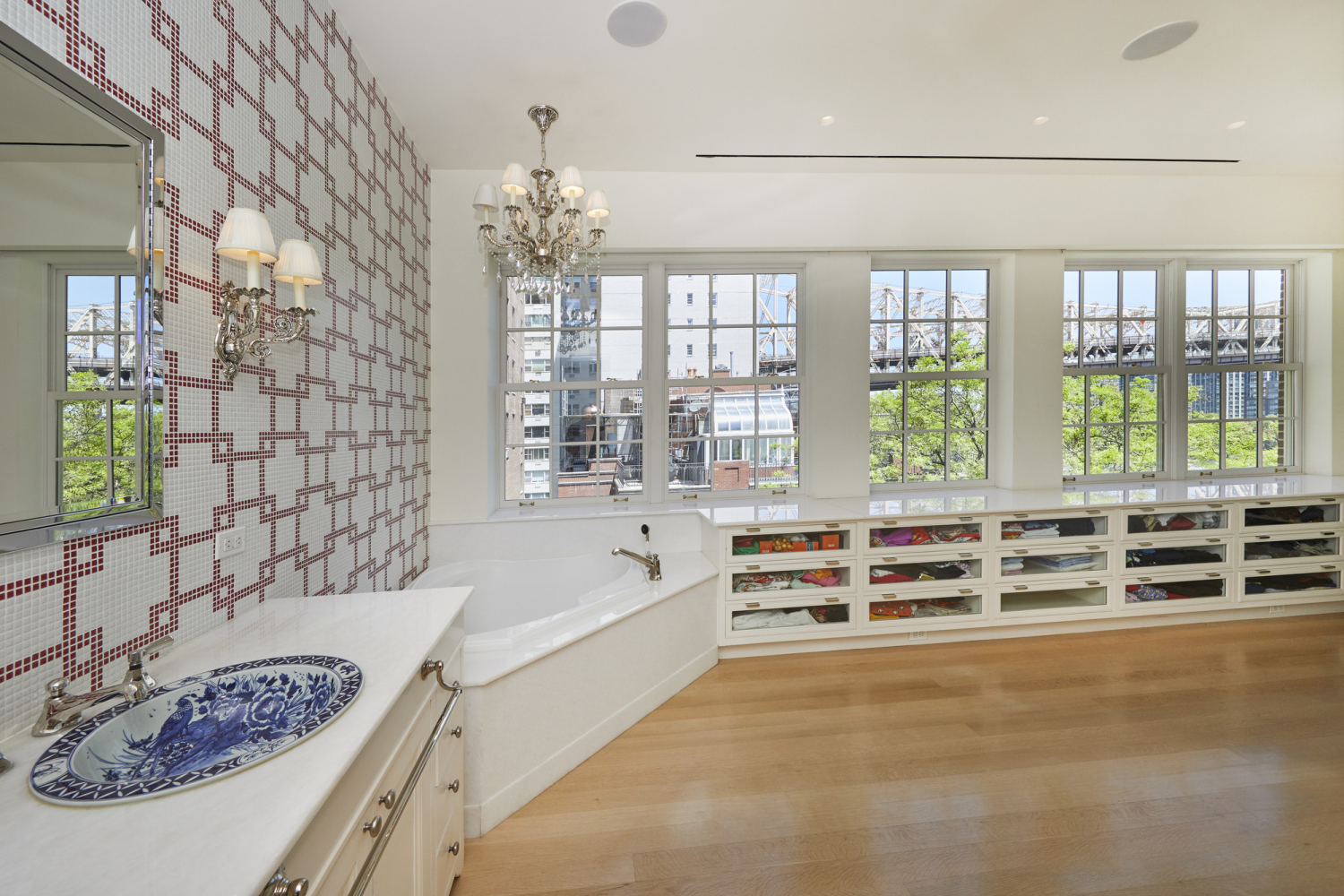 New York City, New York 10022, United States, 7 Bedrooms Bedrooms, ,7 BathroomsBathrooms,Residential,Active,79011