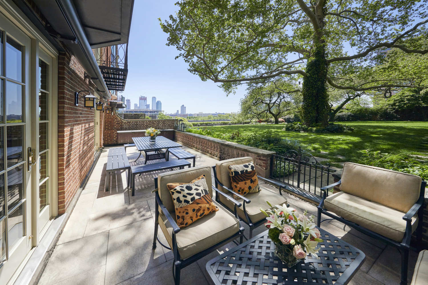 New York City, New York 10022, United States, 7 Bedrooms Bedrooms, ,7 BathroomsBathrooms,Residential,Active,79011