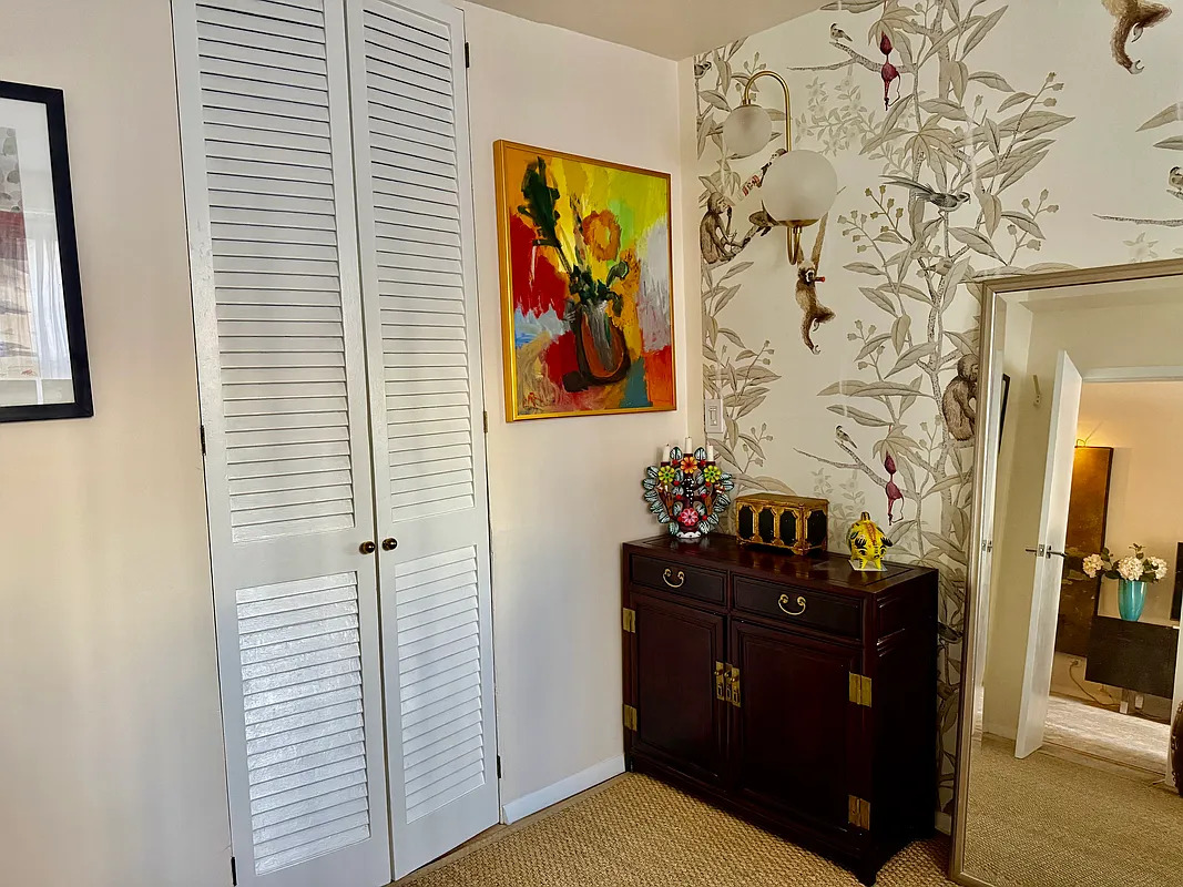 New York City, New York 10021, United States, 2 Bedrooms Bedrooms, ,1 BathroomBathrooms,Residential,Active,79024