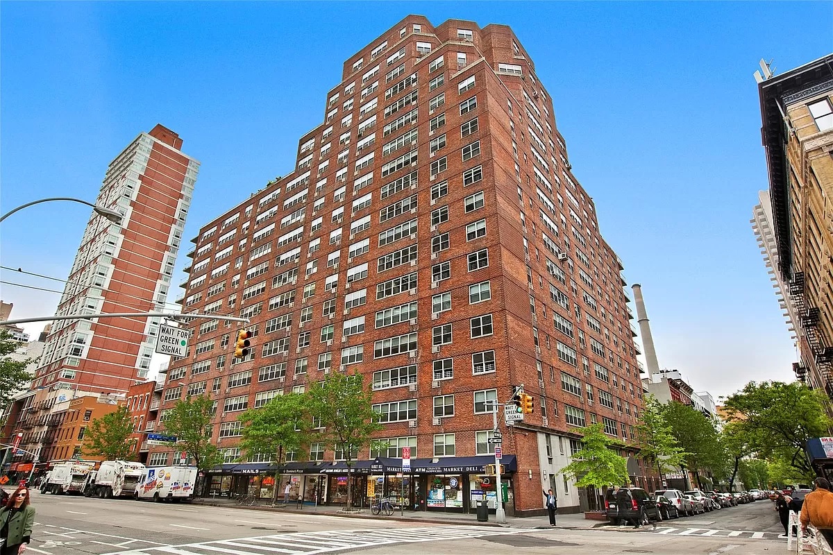 New York City, New York 10021, United States, 2 Bedrooms Bedrooms, ,1 BathroomBathrooms,Residential,Active,79024