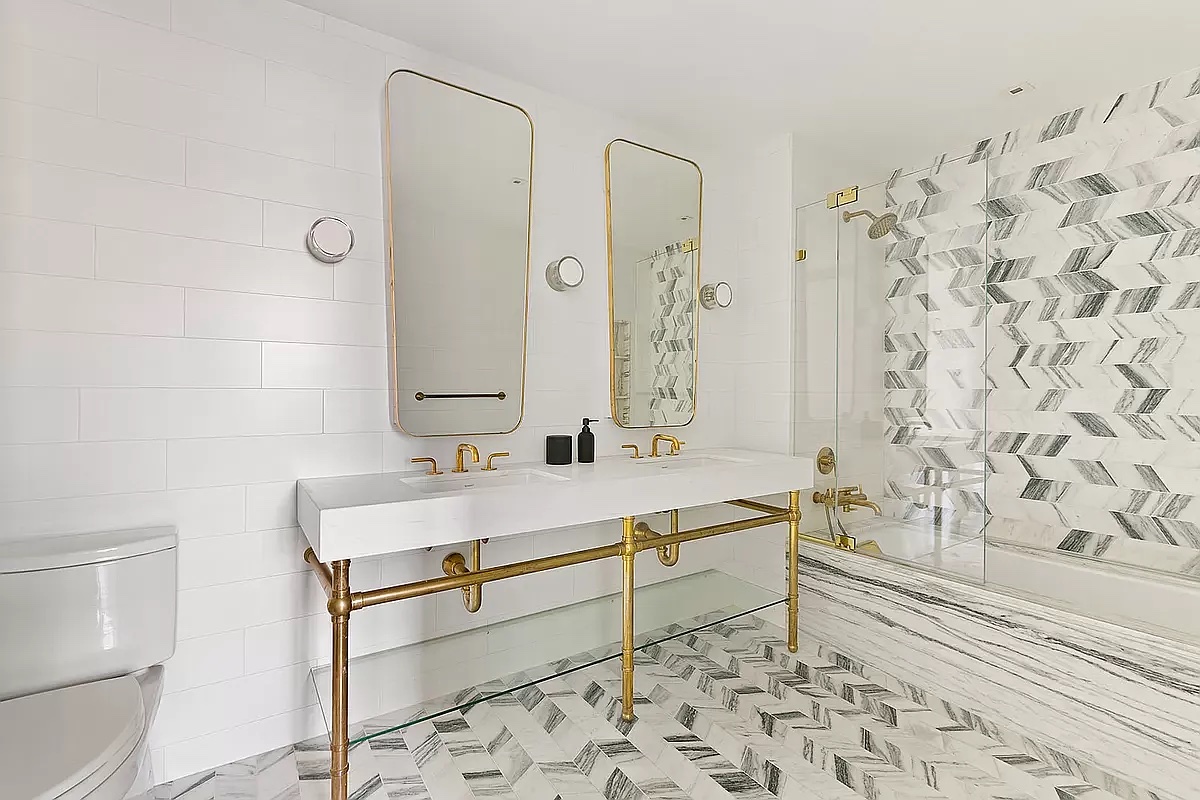 New York City, New York 10002, United States, 2 Bedrooms Bedrooms, ,2 BathroomsBathrooms,Residential,Active,152925