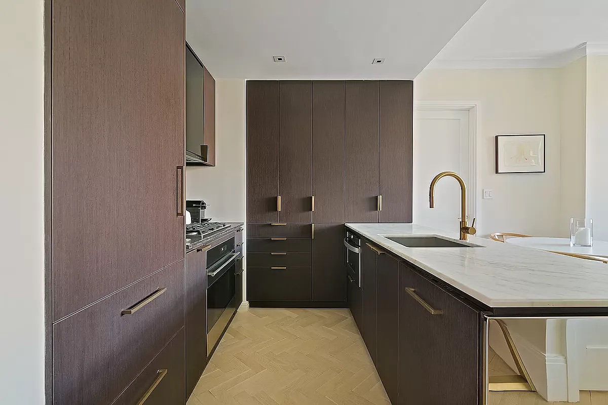 New York City, New York 10002, United States, 2 Bedrooms Bedrooms, ,2 BathroomsBathrooms,Residential,Active,152925
