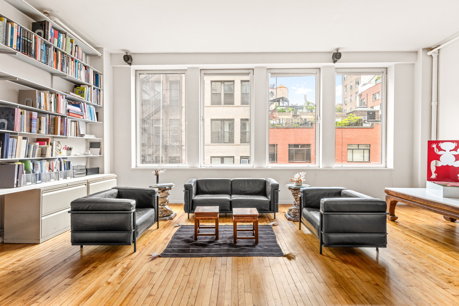 New York City, New York 10003, United States, 2 Bedrooms Bedrooms, ,2 BathroomsBathrooms,Residential,Active,249890