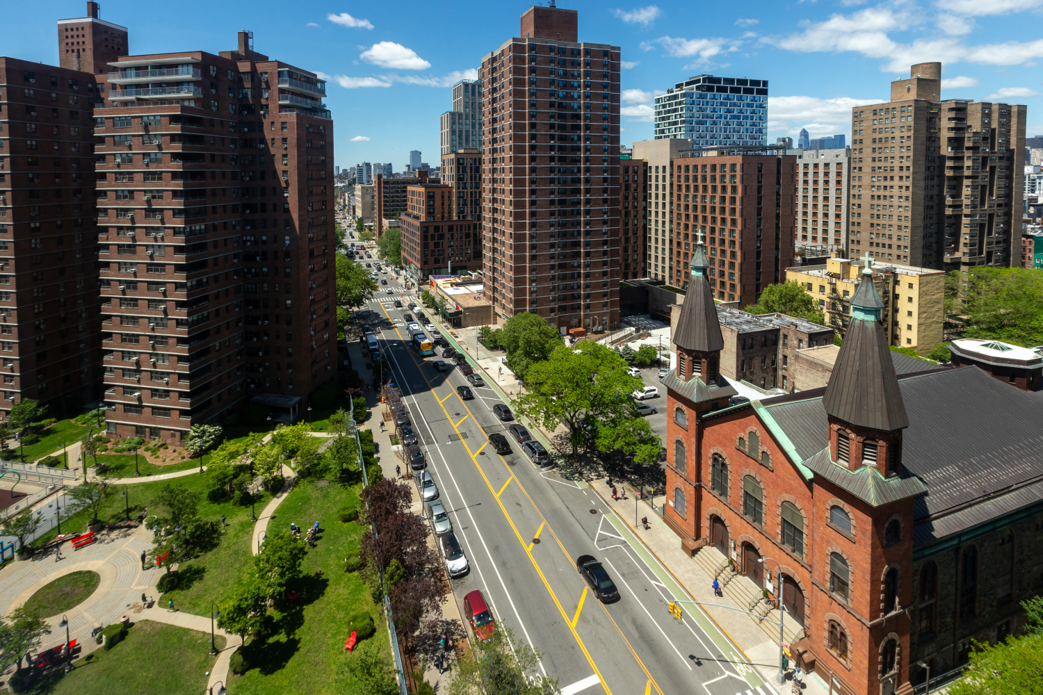 New York City, New York 10002, United States, 2 Bedrooms Bedrooms, ,2 BathroomsBathrooms,Residential,Pending,128609