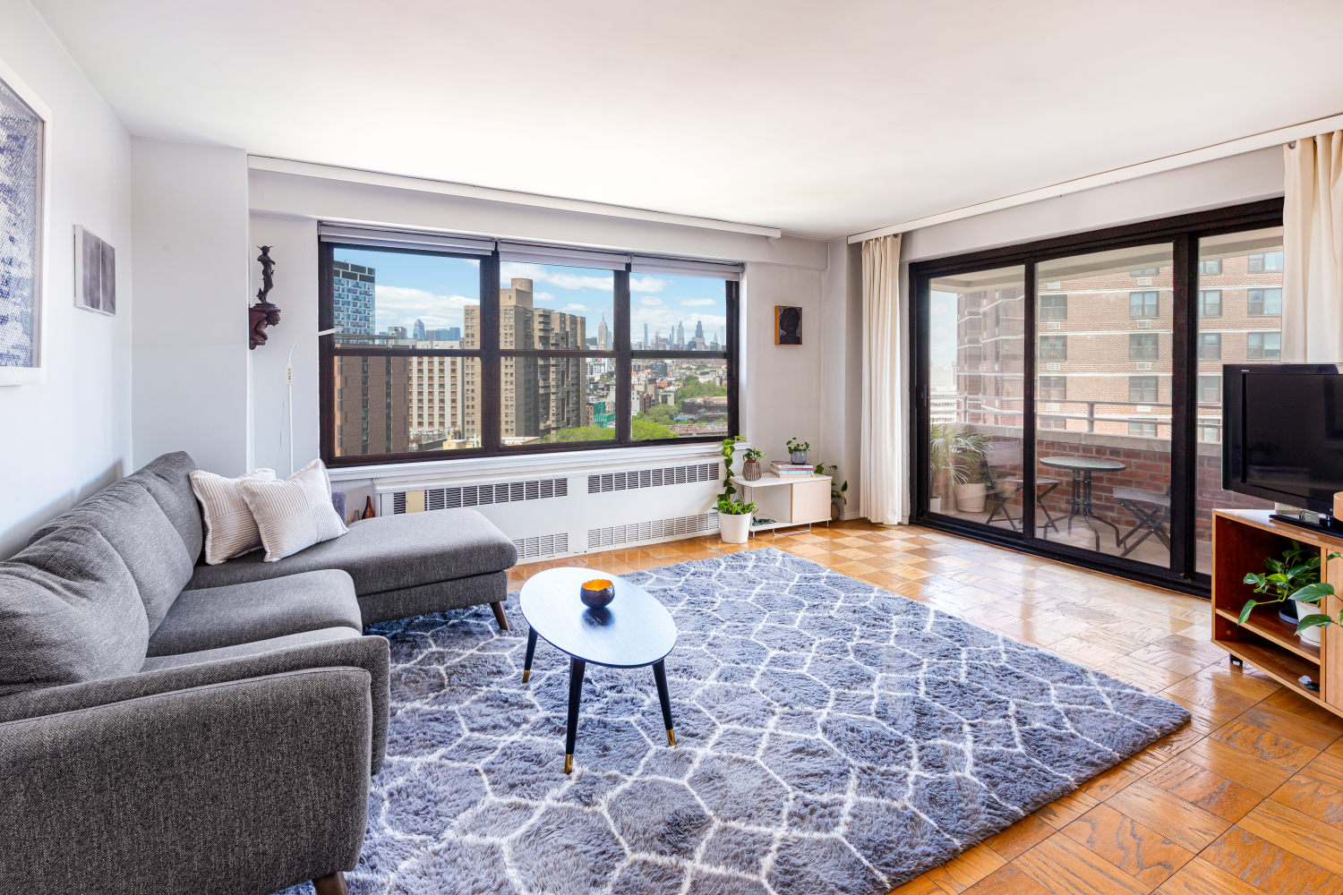 New York City, New York 10002, United States, 2 Bedrooms Bedrooms, ,2 BathroomsBathrooms,Residential,Pending,128609 New York City, New York 10002, United States, 2 Bedrooms Bedrooms, ,2 BathroomsBathrooms,Residential,Pending,128609