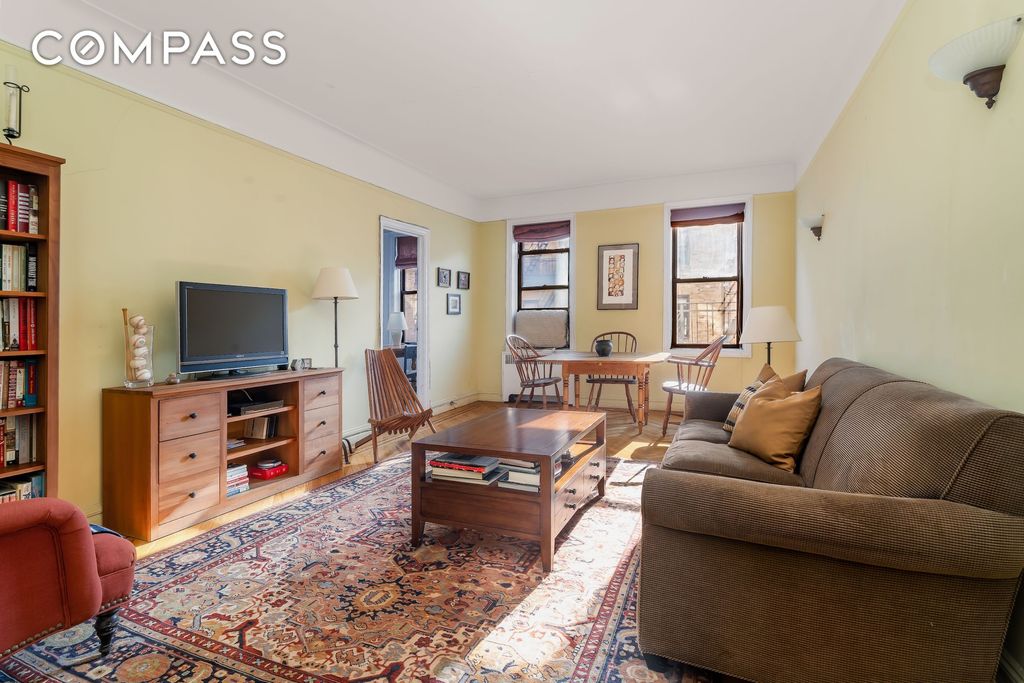 listing image 0