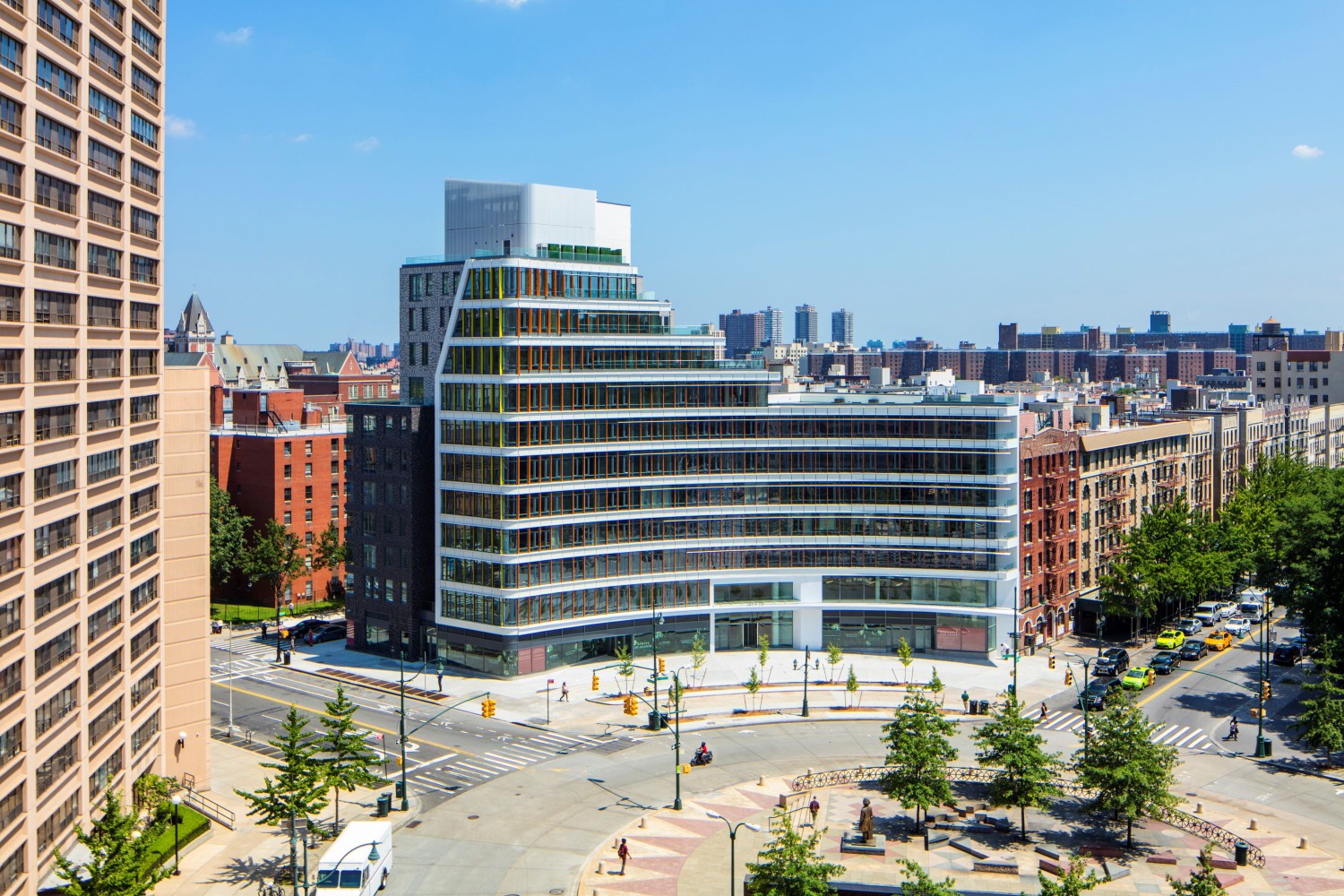 New York City, New York 10026, United States, 4 Bedrooms Bedrooms, ,4 BathroomsBathrooms,Residential,Active,111240