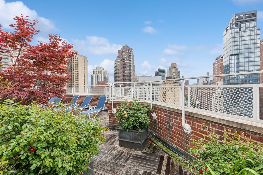 New York City, New York 10021, United States, ,1 BathroomBathrooms,Residential,Active,129877