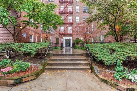 Photo of 39-30 52ND Street #5B, Queens, NY 11377 (MLS # RLS20081534)