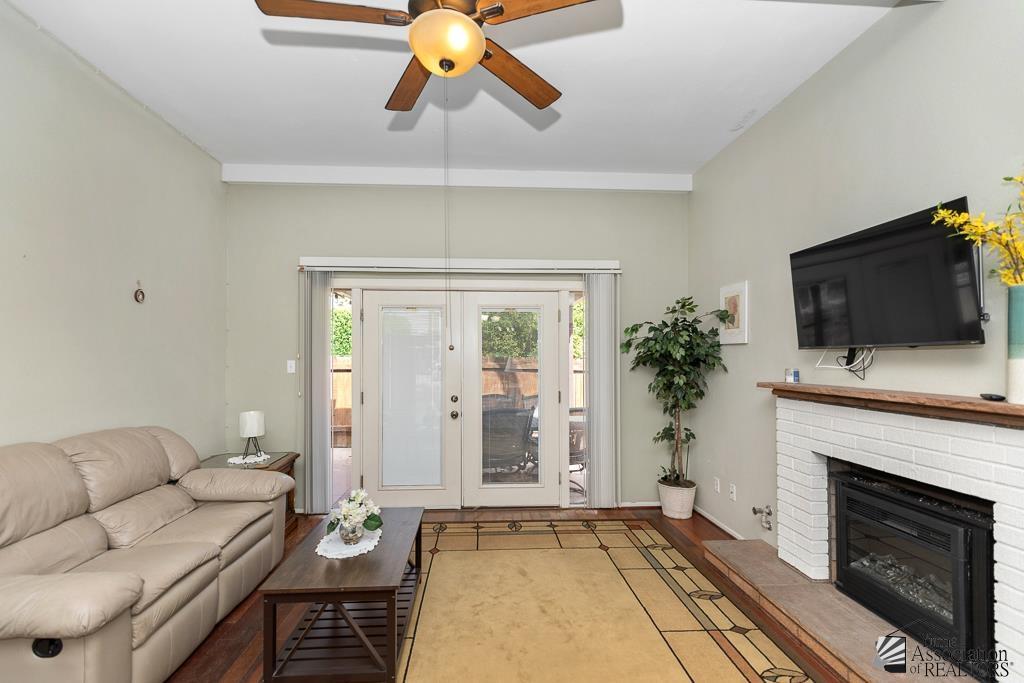 2901 S Palo Verde Ln Unit 8