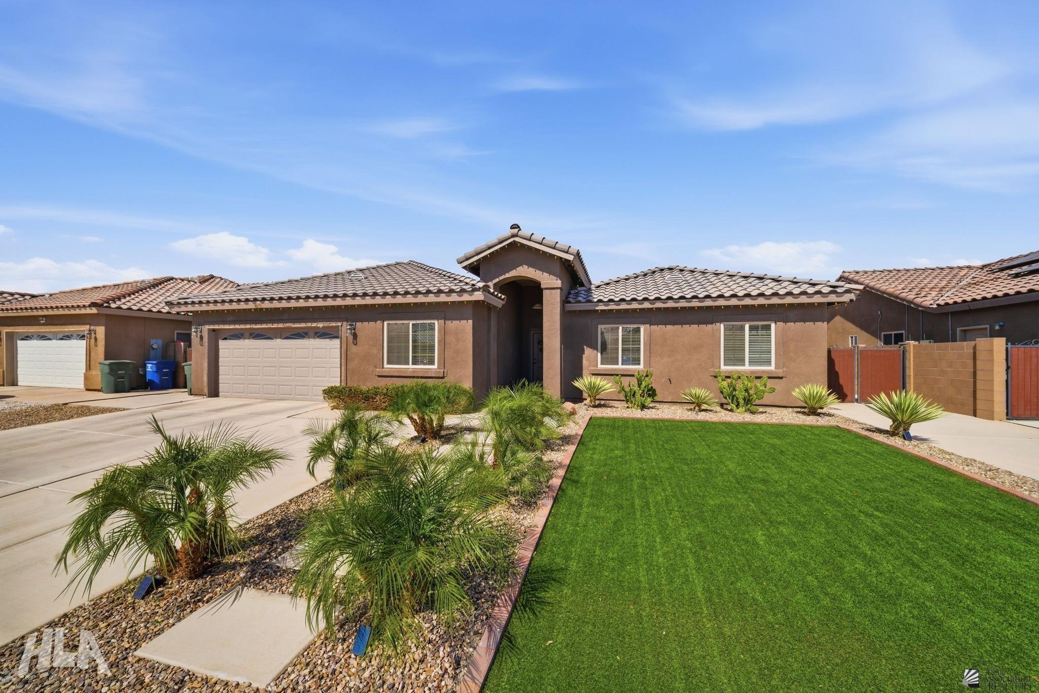 Photo 1 of 40 — 4172 W 27 Ln, Yuma, AZ 85364