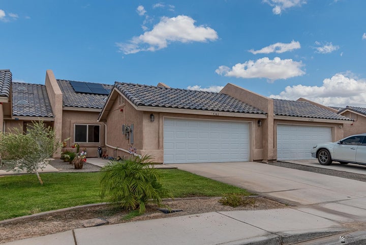 Photo 1 of 22 — 7382 E 38 St, Yuma, AZ 85365