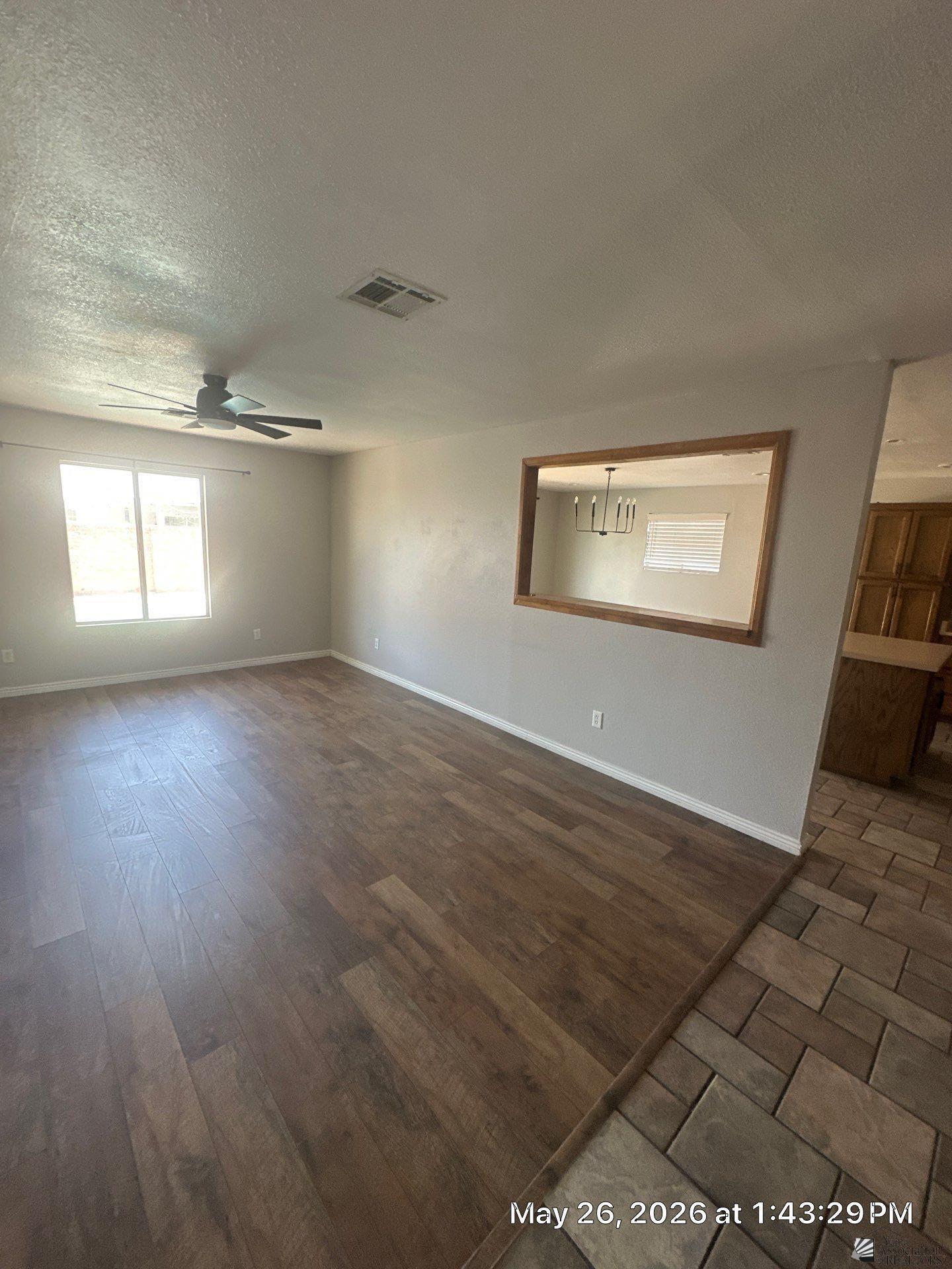1401 E Kuns Ct - Photo 4