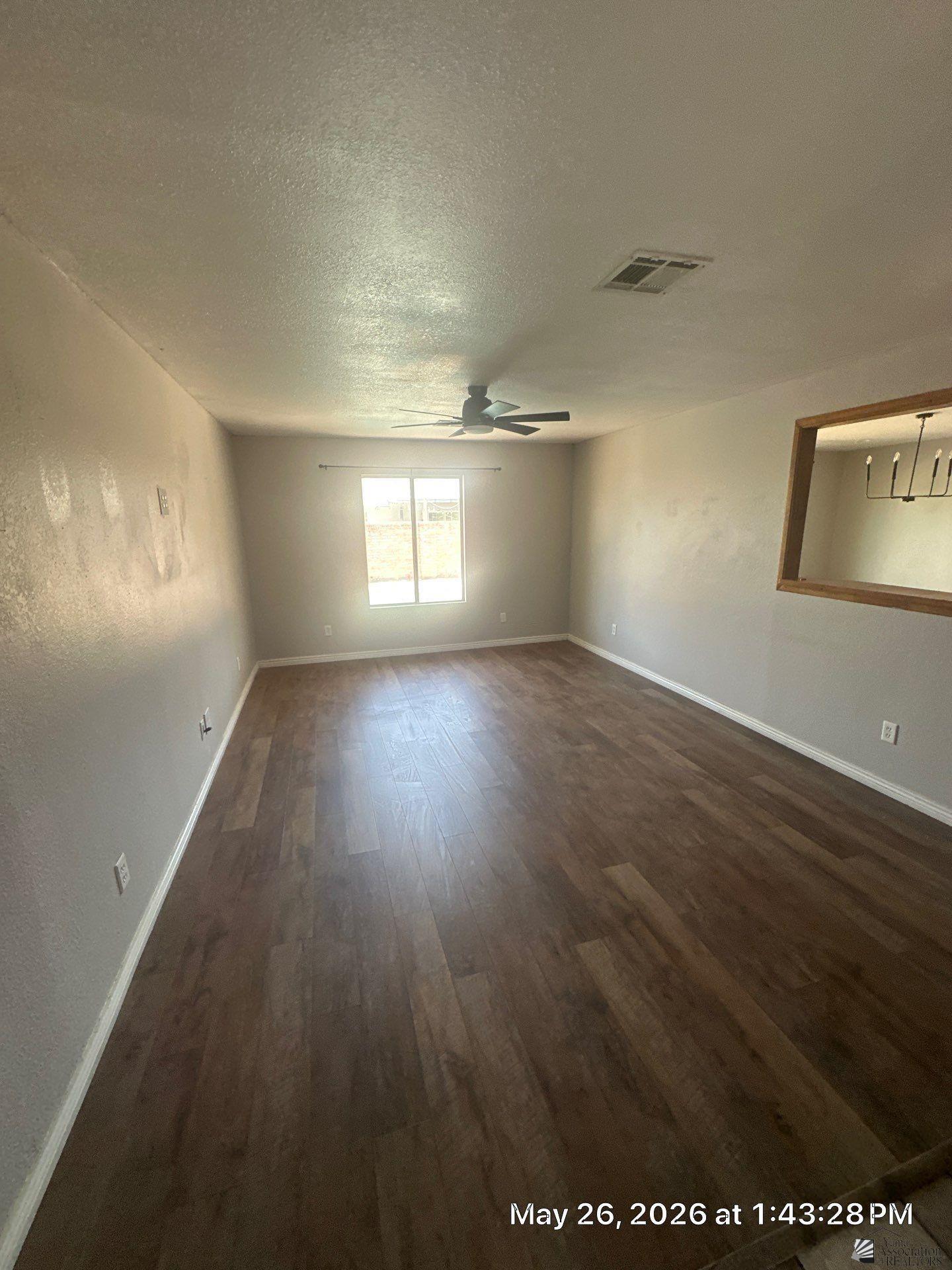 1401 E Kuns Ct - Photo 3