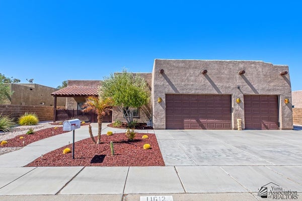 11612 S DOROTHY DR, YUMA, AZ 85367 - Image 1b4567d4dd7e4e55d0c3a3b02b15ae36/2300620446