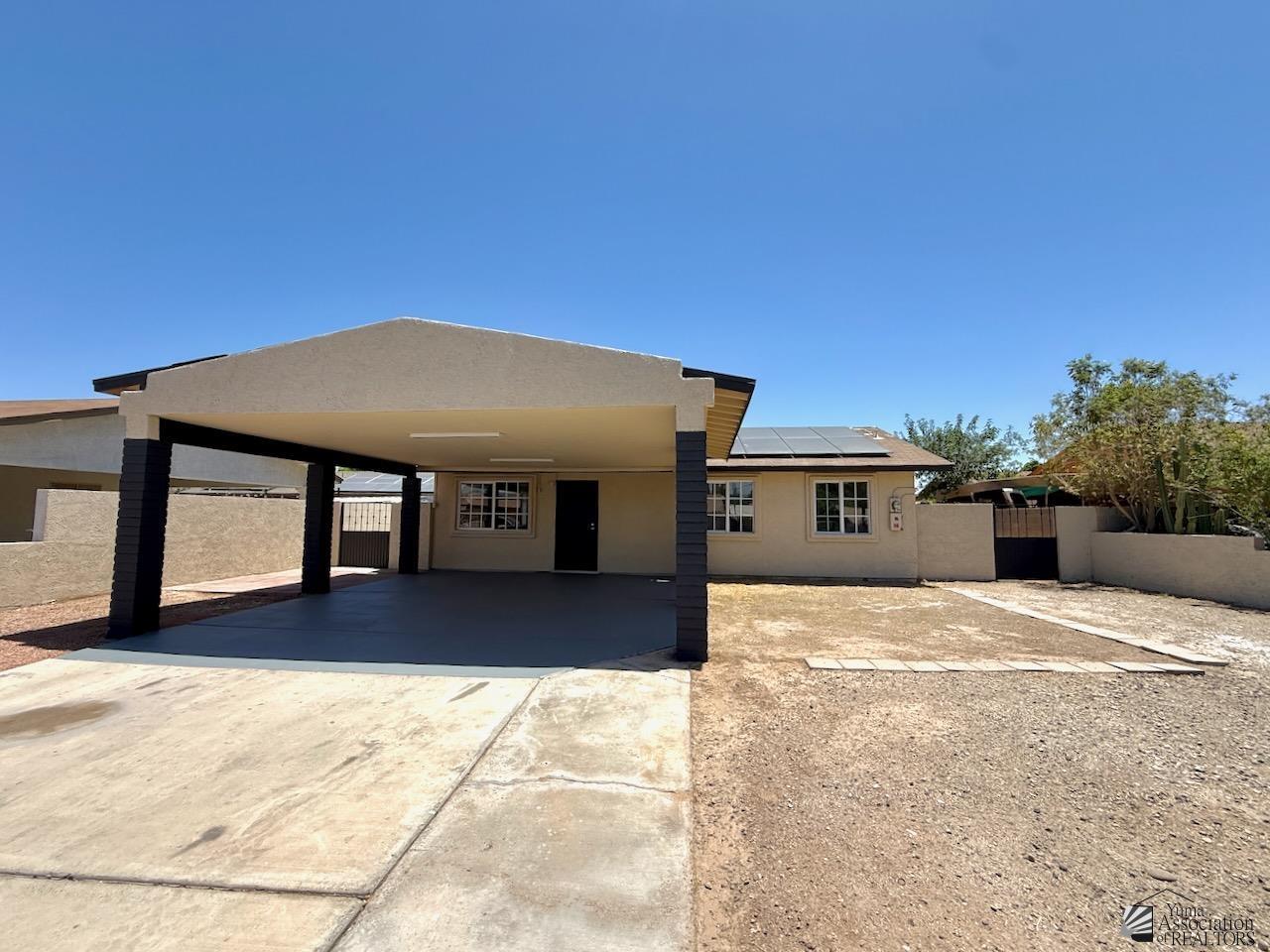 Photo 1 of 16 — 321 S 28 Ave, Yuma, AZ 85364