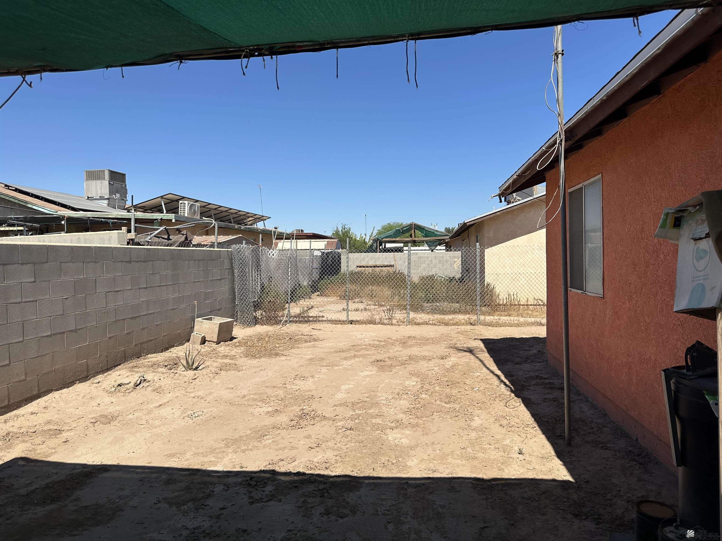 762 N Teresitas Ave - Photo 2