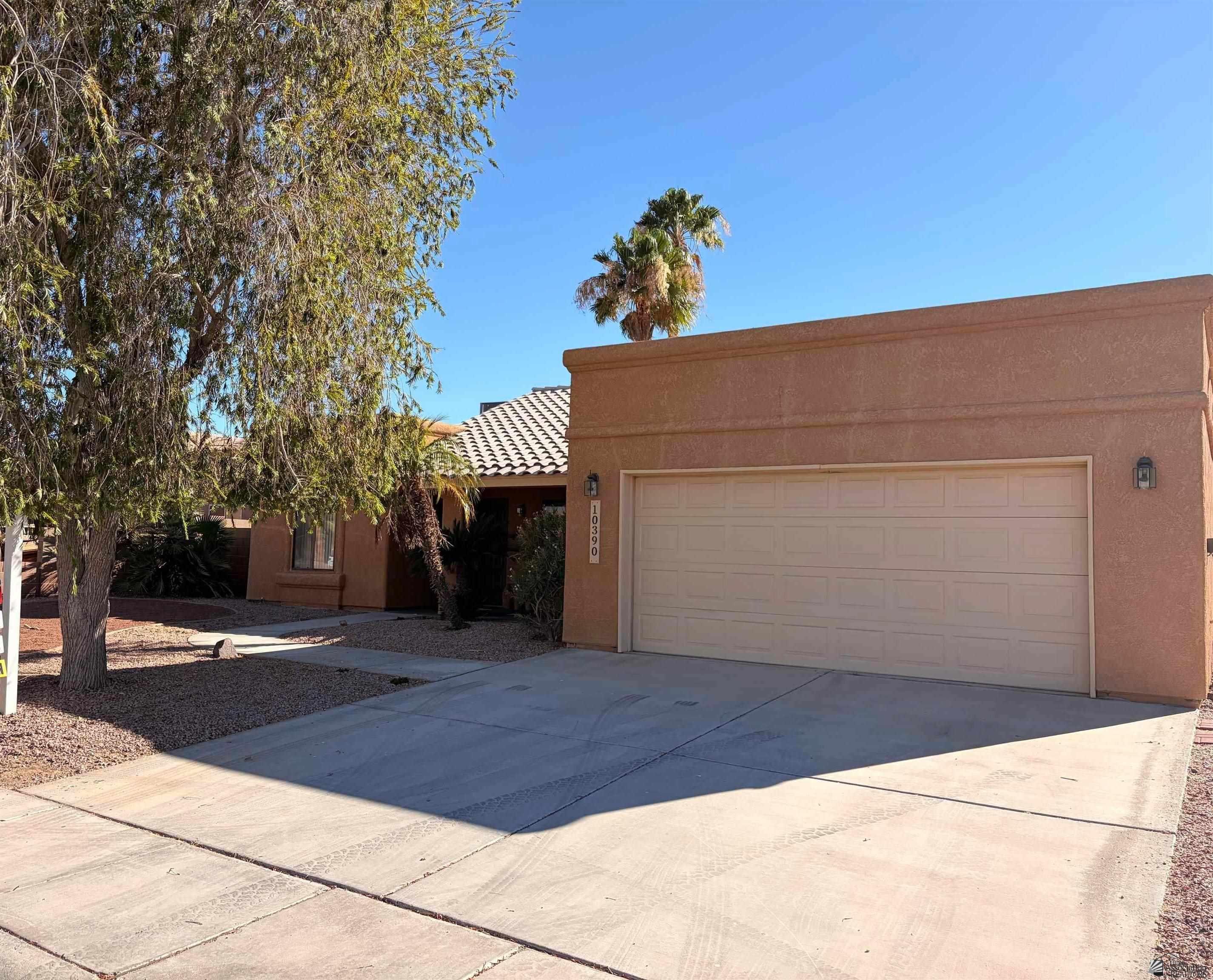 Photo 1 of 15 — 10390 S Fairway Dr, Yuma, AZ 85367