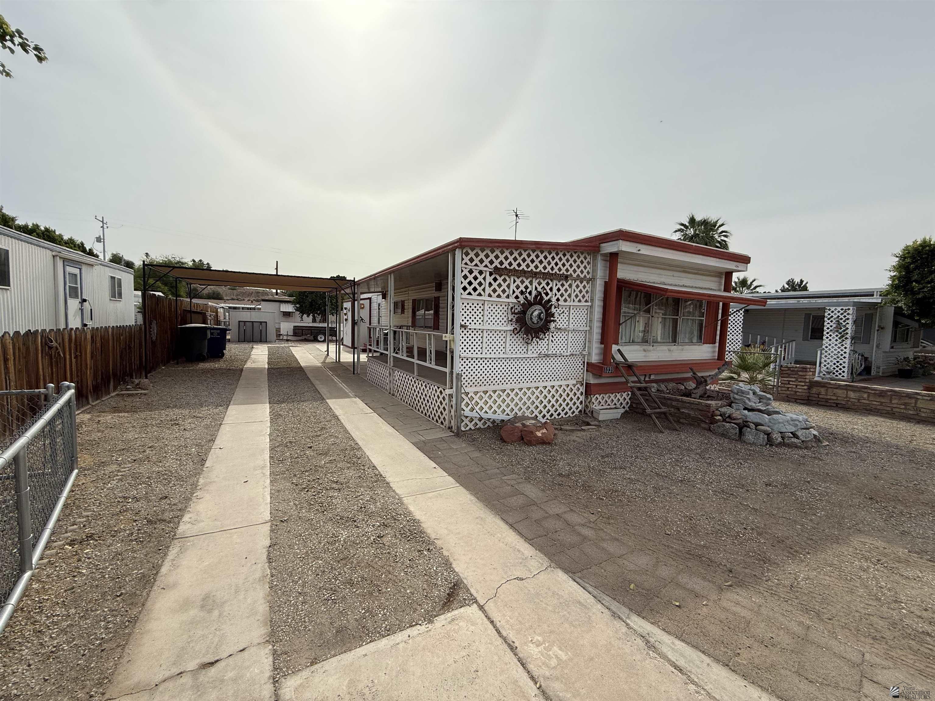 Photo 1 of 29 — 1039 S Myrtle Ave, Yuma, AZ 85364
