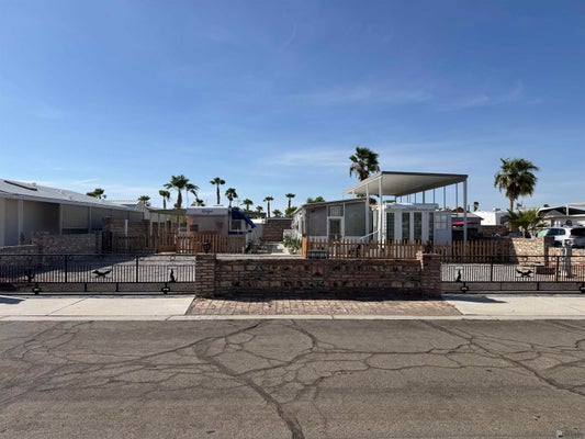 12173 E 36TH PL, YUMA, AZ 85367 - Image 33e4cc6172d8875a8f7e1ad8e718df57/369065963