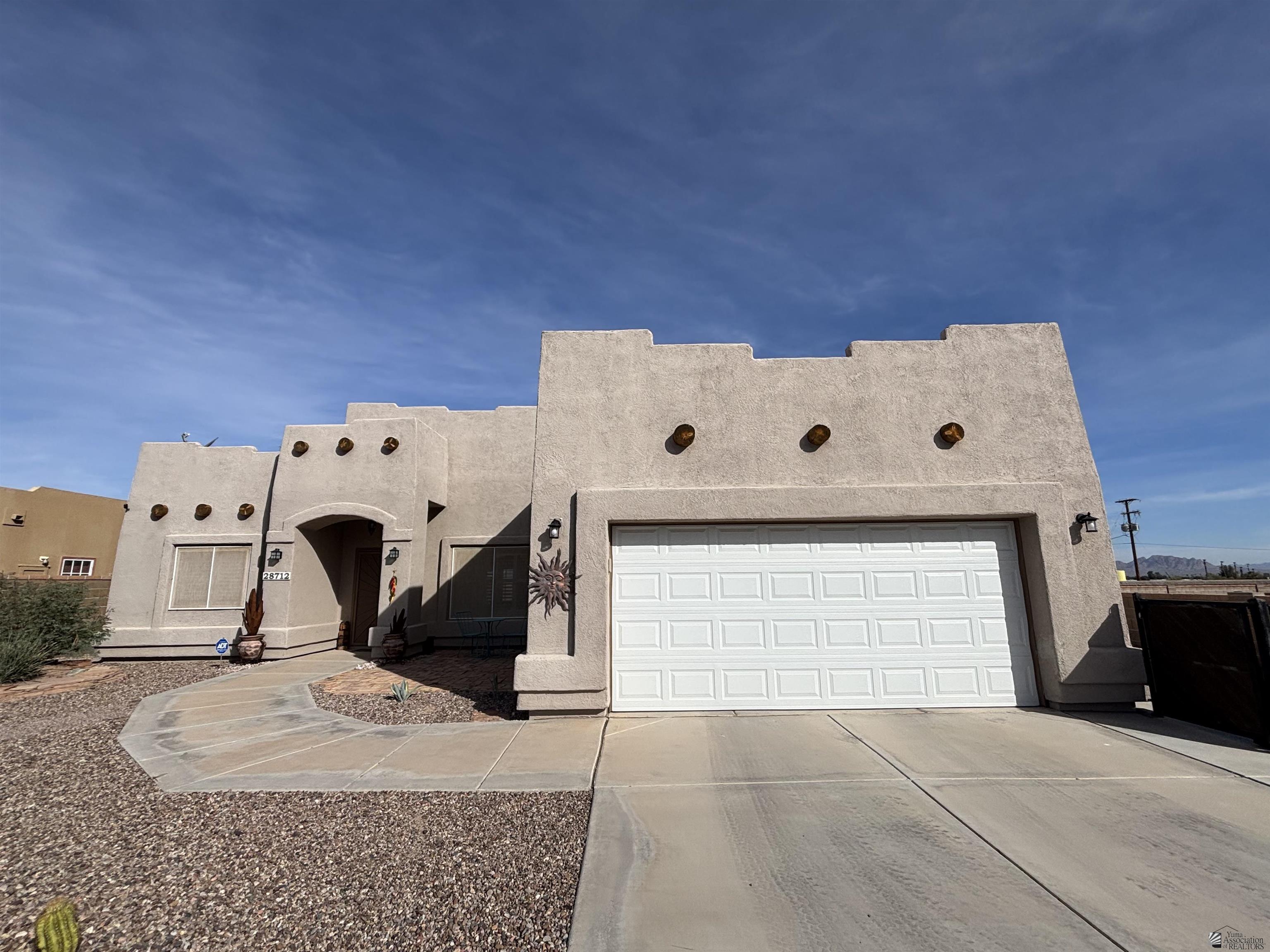 Photo 1 of 20 — 28712 Canal Ave, Wellton, AZ 85356