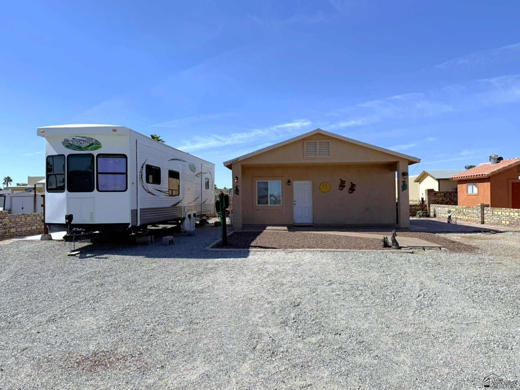 Photo 1 of 21 — 13267 E 46 Dr, Yuma, AZ 85367