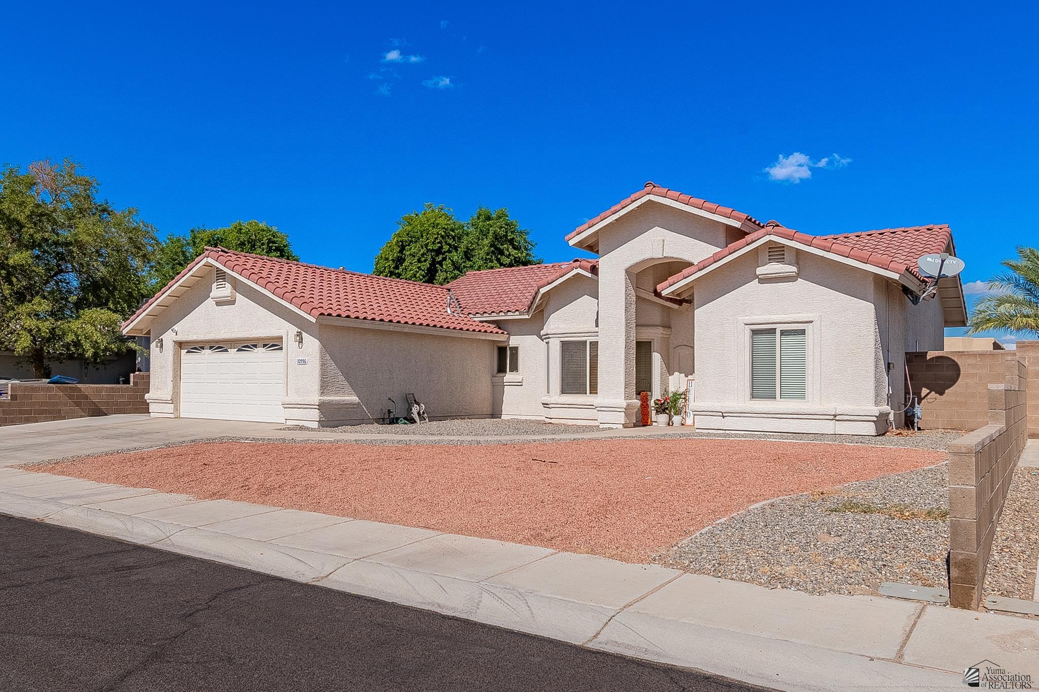 10556 E 38 St - Photo 2