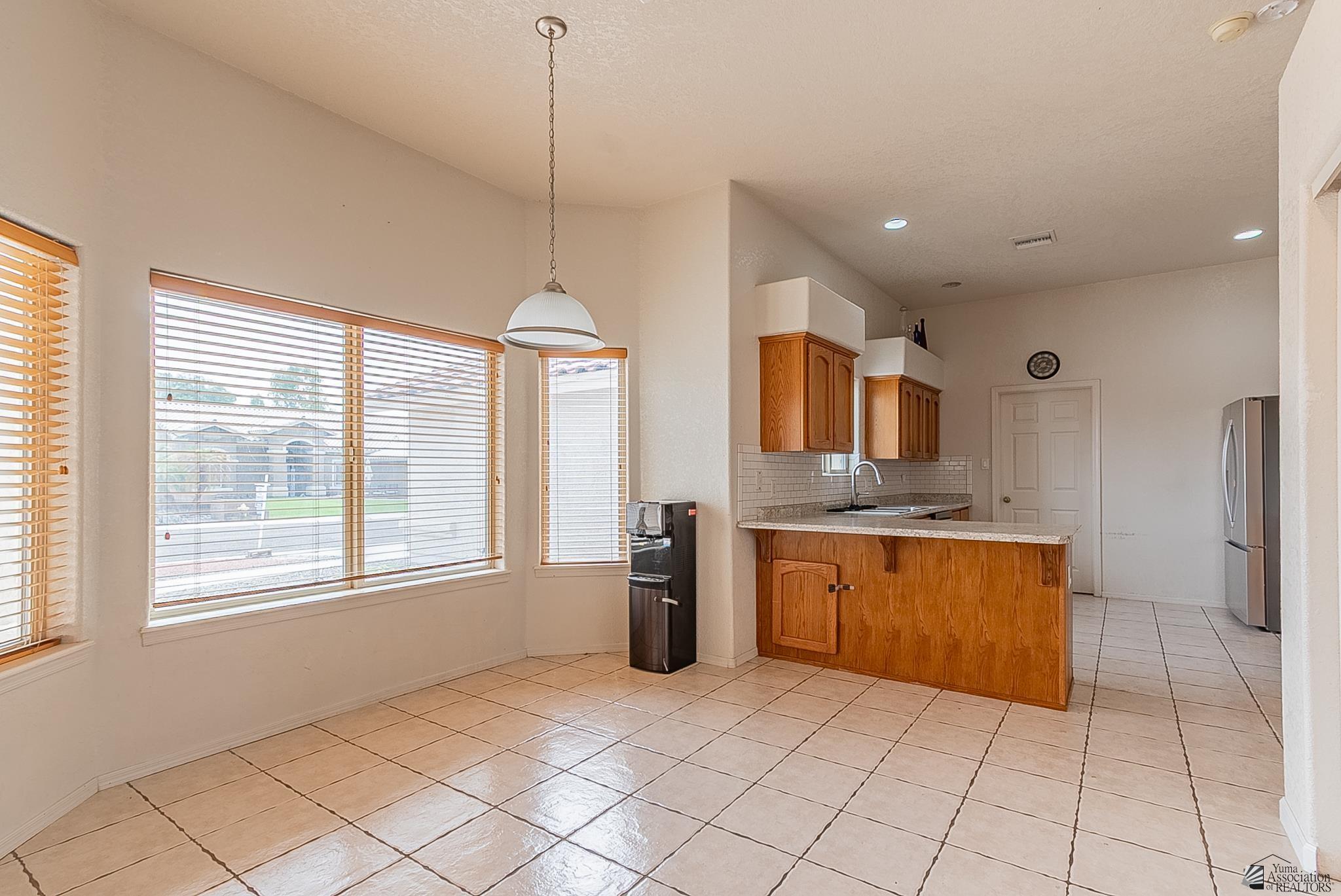 10556 E 38 St - Photo 4