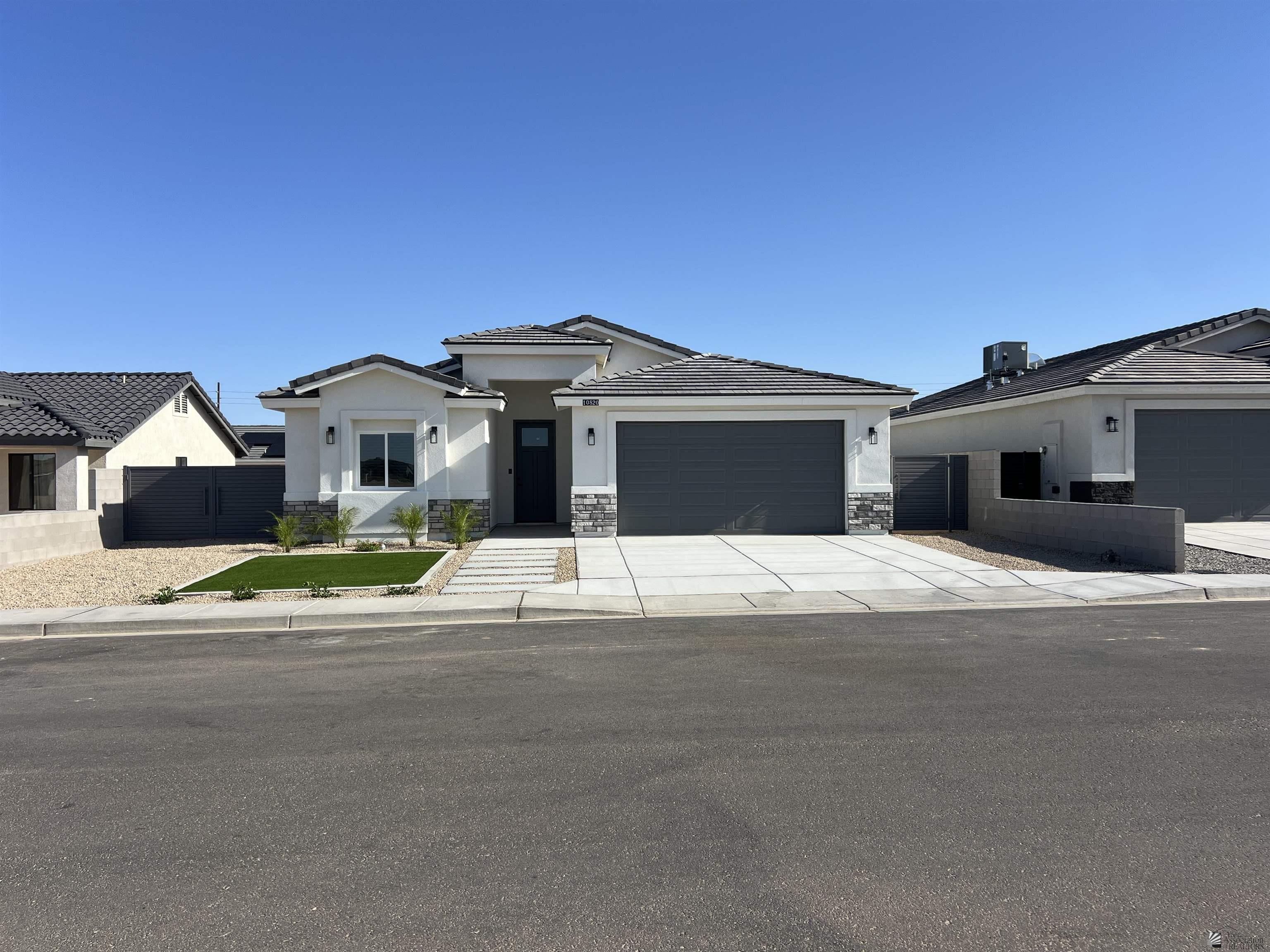 Photo 1 of 1 — 10652 E 45 St, Yuma, AZ 85367