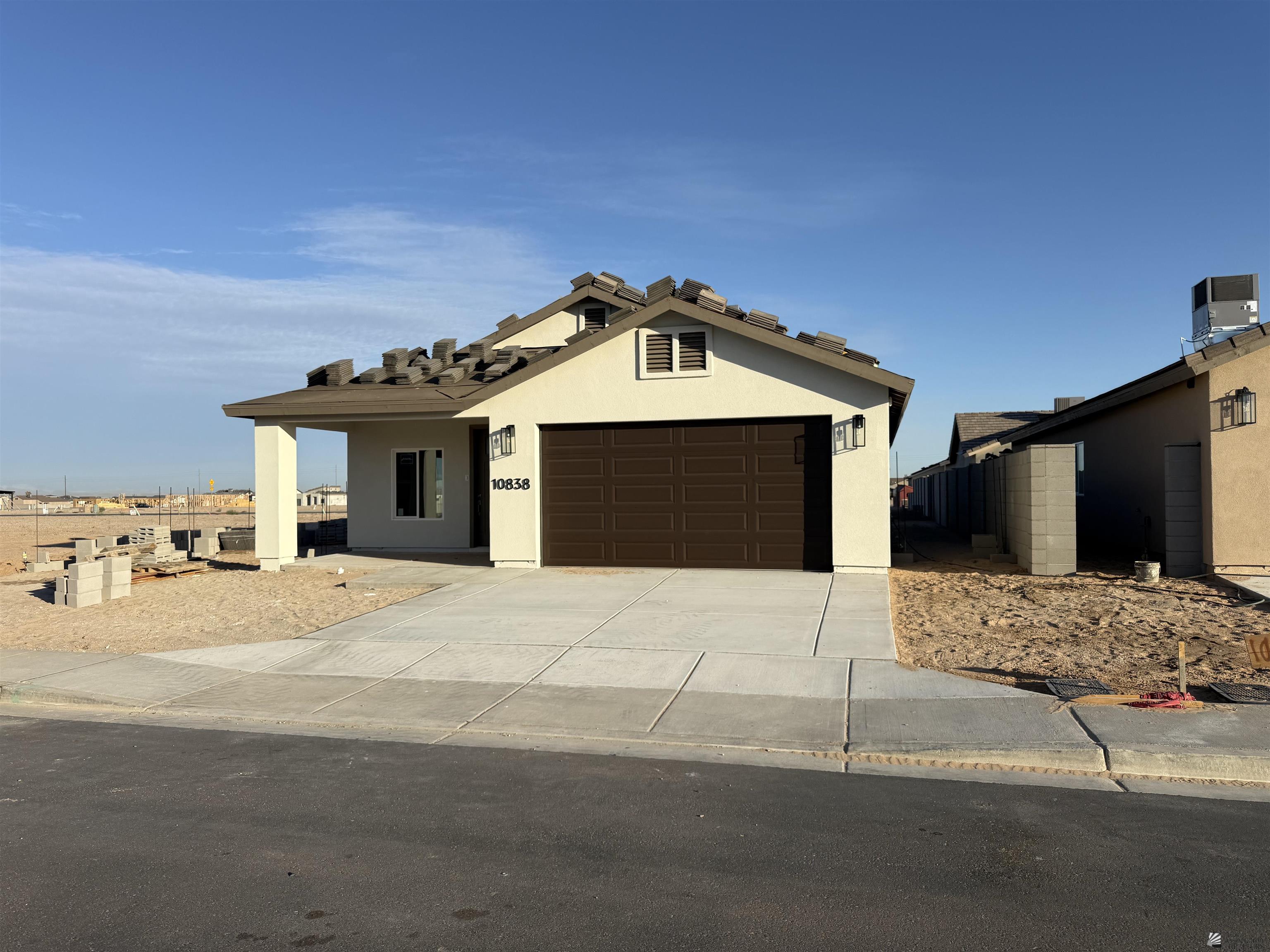 10838 E 46 Ln