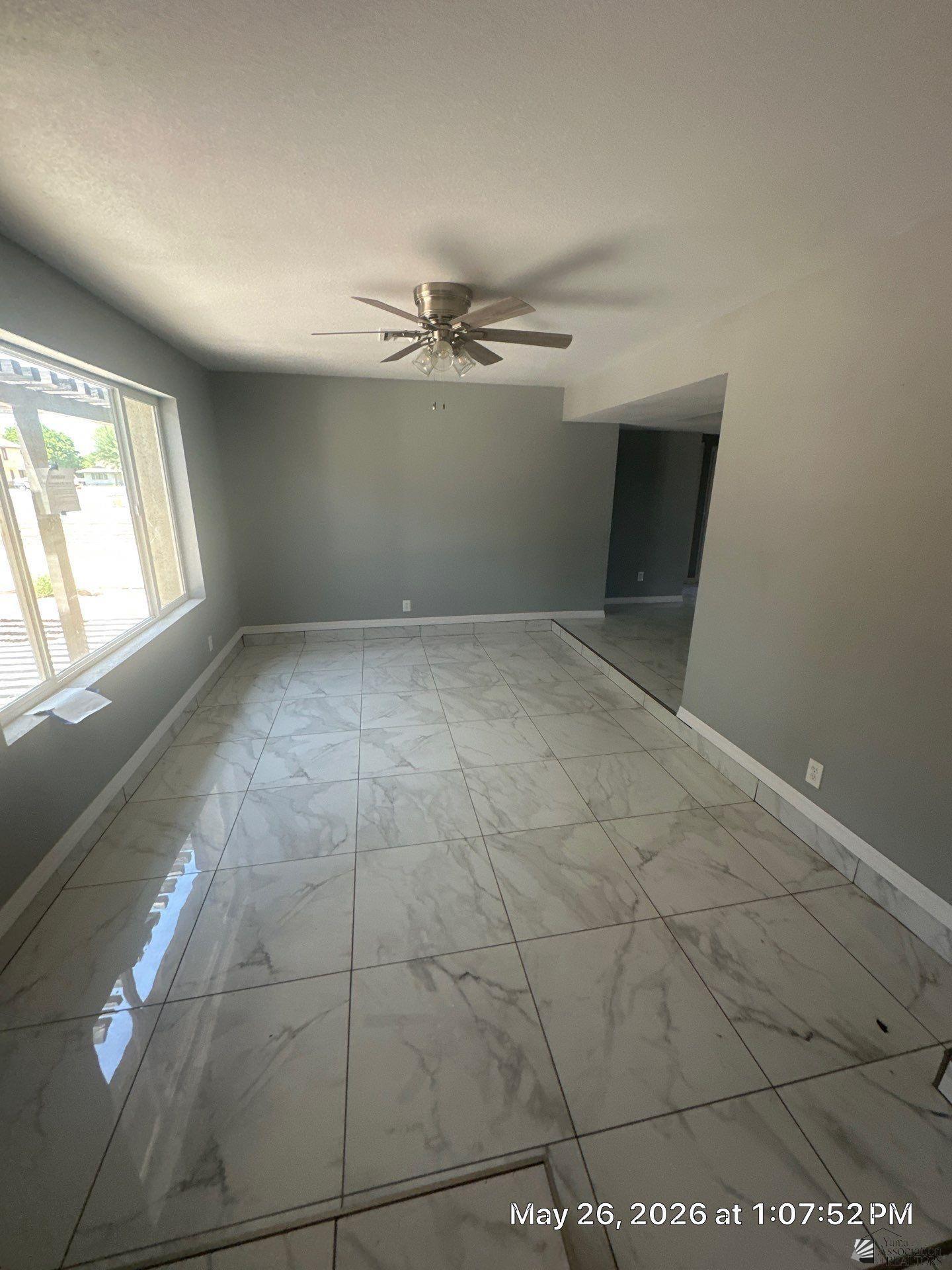 1249 S 40 Dr - Photo 3
