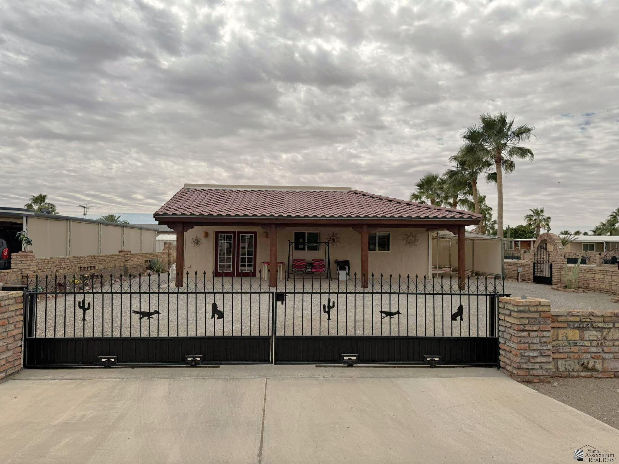 Photo 1 of 37 — 12779 S Joleane Ave, Yuma, AZ 85367