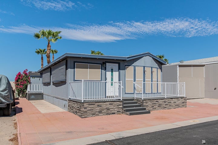 Photo 1 of 25 — 5707 E 32 St #45 Unit #45, Yuma, AZ 85365