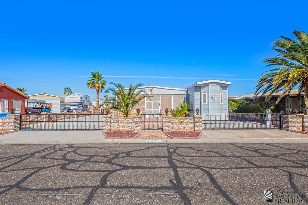 13714 E 48 Dr