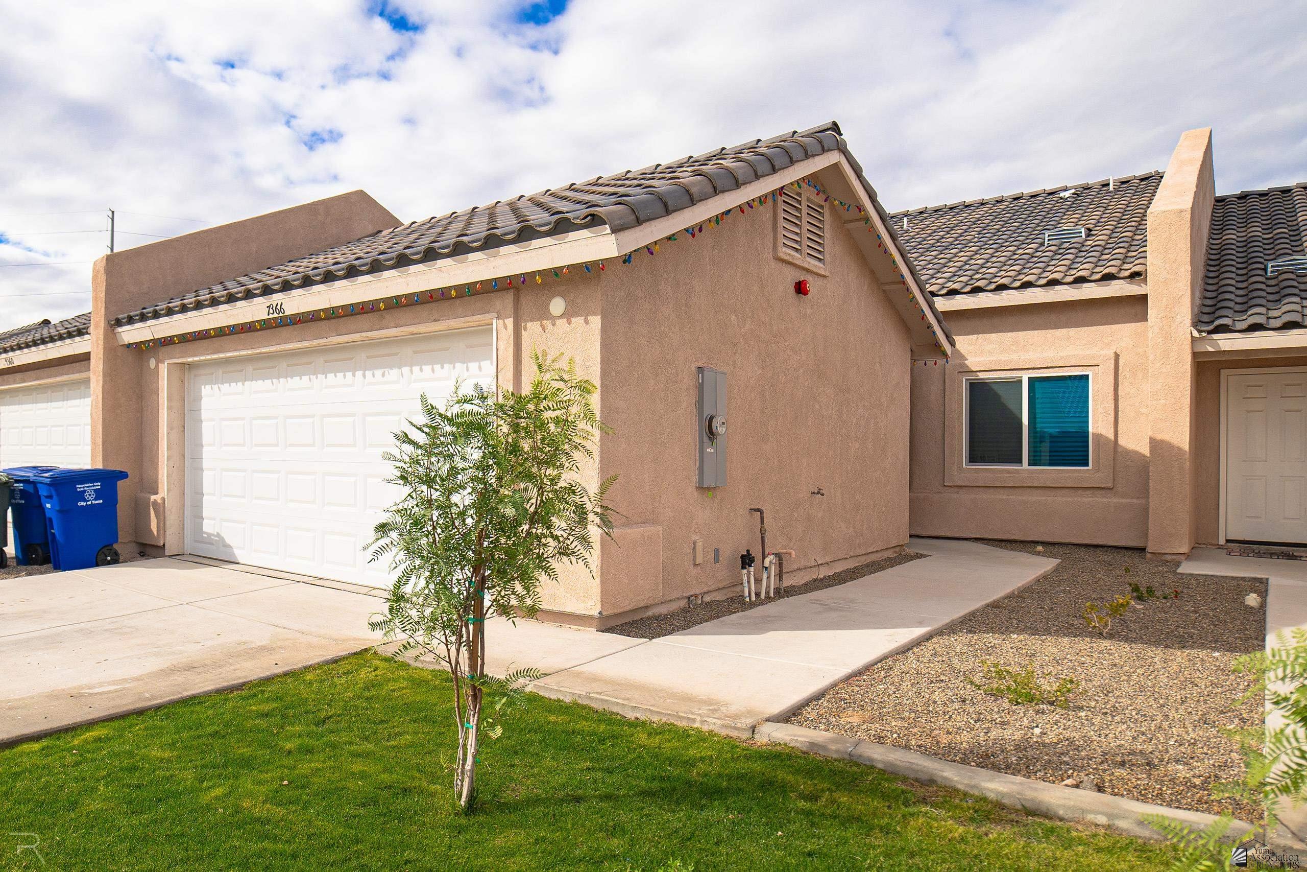 Photo 1 of 30 — 7366 E 37 St, Yuma, AZ 85365