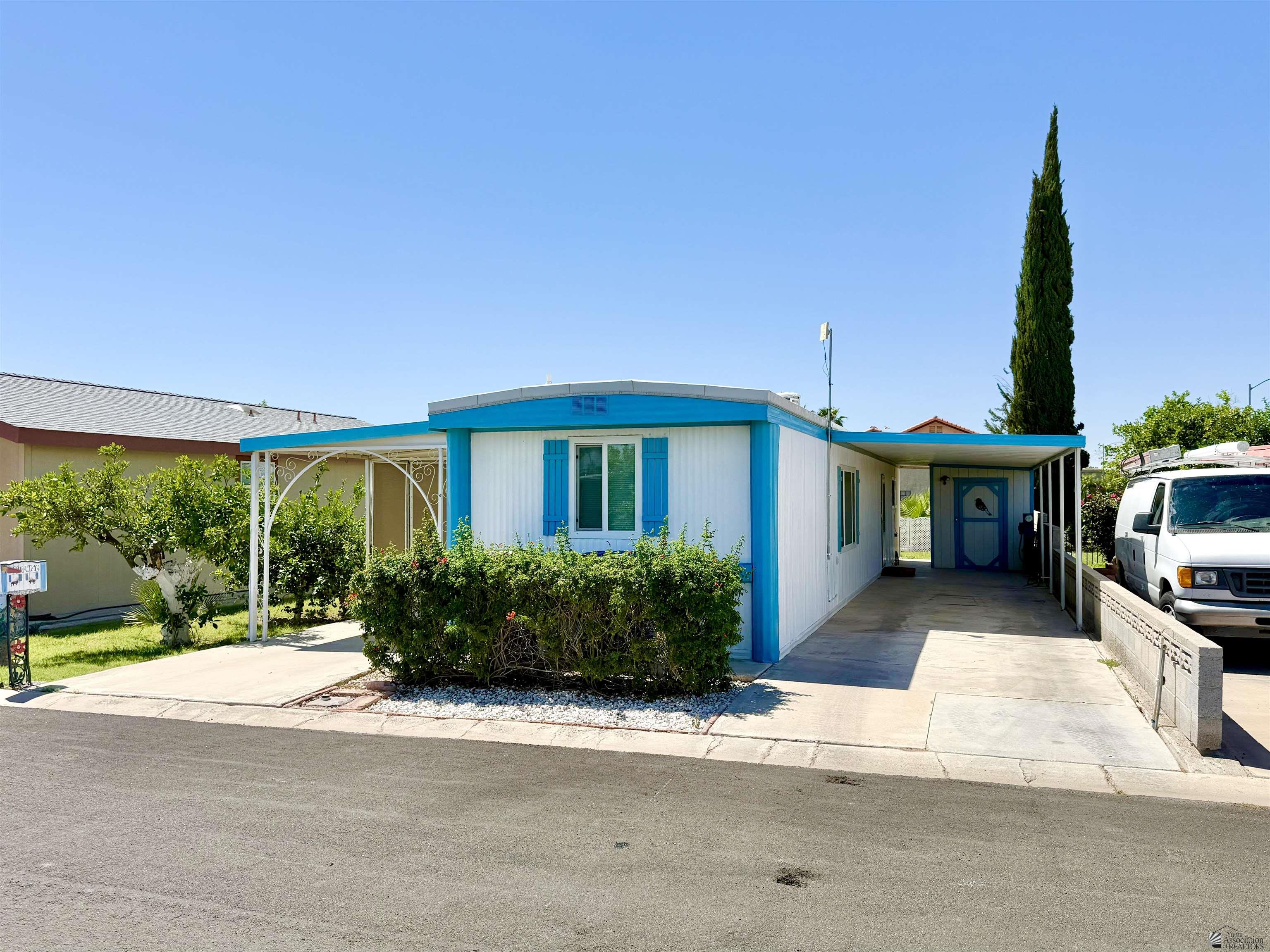 Photo 1 of 32 — 3434 S Castle Dr, Yuma, AZ 85365