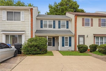 Townhouse at 5324 Grand Lake CRES