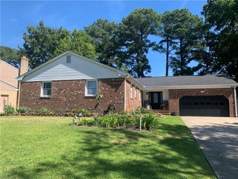 Single Family Residence at 1657 Macgregory ST