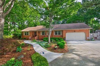 Single Family Residence at 2000 Bay Breeze CT