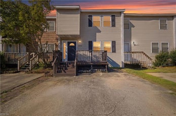 Townhouse at 305 Cripple Creek CT