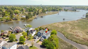 Single Family Residence at 6325 Jonathans Cove DR