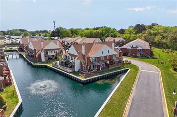 Townhouse at 5168 Walkers Grant LN