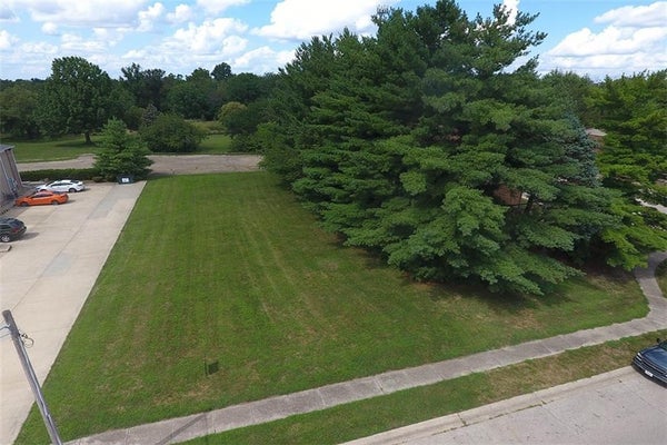 WILDWOOD COURT, DECATUR, IL 62521 - Image 0cf98f194cbdcff73549d3e8f6753ce2/4257347328