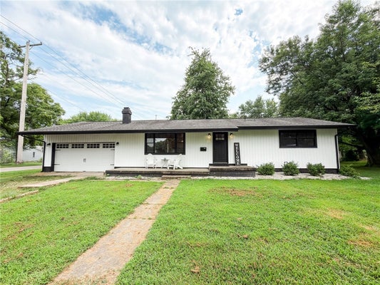 1009 CHERRY ST, MARSHALL, IL 62441 - Image 0e64a8ca96d8d5c4e60e75e3c43616fd/1500641245