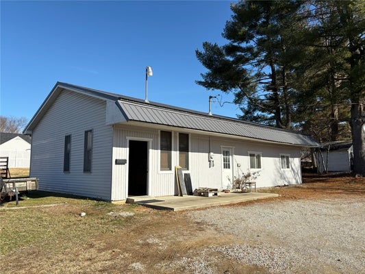 505 E JOURDAN ST, NEWTON, IL 62448 - Image 3bdfd0ff12d7f457a654f9a9e929c14e/367193382